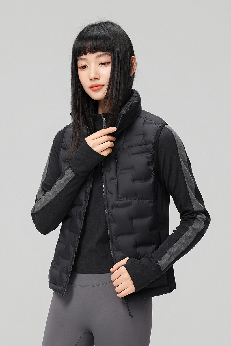 女款黑色上身版型与叠穿参考